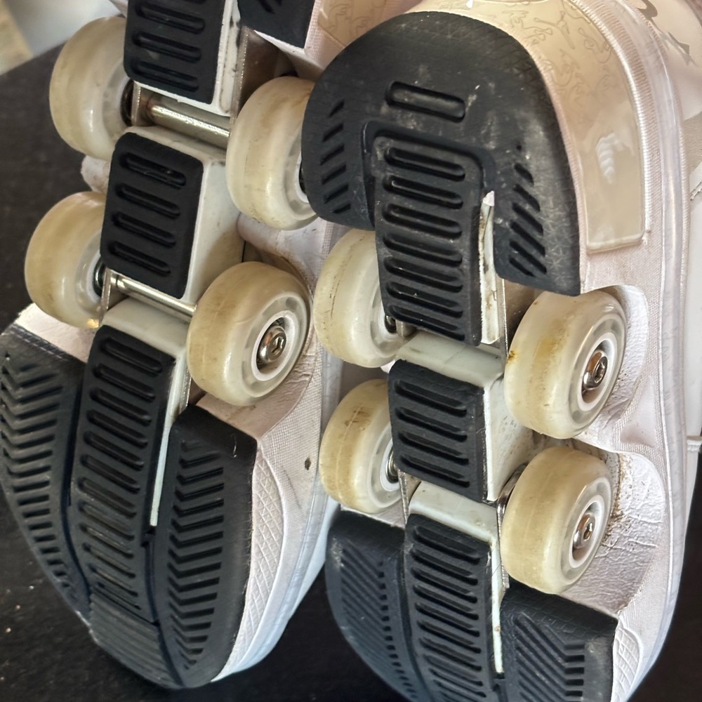 Kick Speed 2-in-1 roller skate shoes - Picture 9 of 12